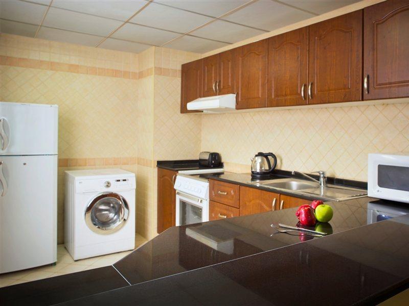 Time Crystal Hotel Apartment Dubai Bagian luar foto