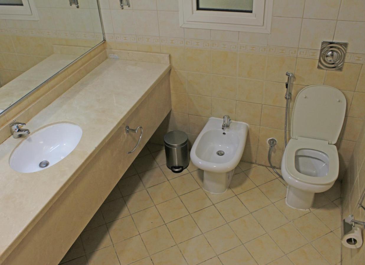 Time Crystal Hotel Apartment Dubai Bagian luar foto